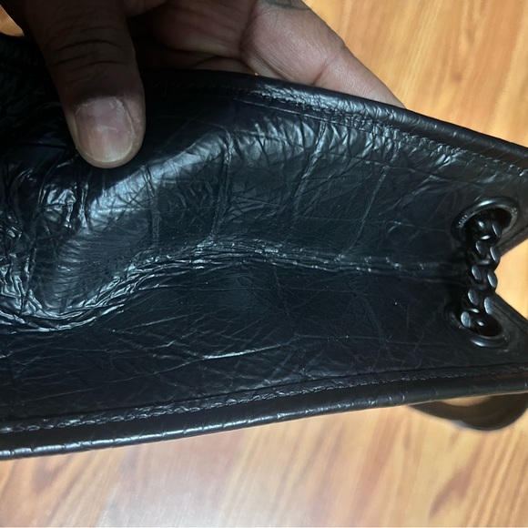 SAINT LAURENT 
Calfskin Crocodile Embossed Monogram Large Niki Shopping Bag - Picture 3 of 10